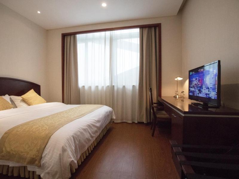 Greentree Alliance Suzhou Wuzhong North Zhongshan Road Jinmanting Hotel Bagian luar foto